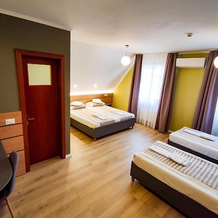 Bonanza Pensiune & Restaurant Mera Экстерьер фото