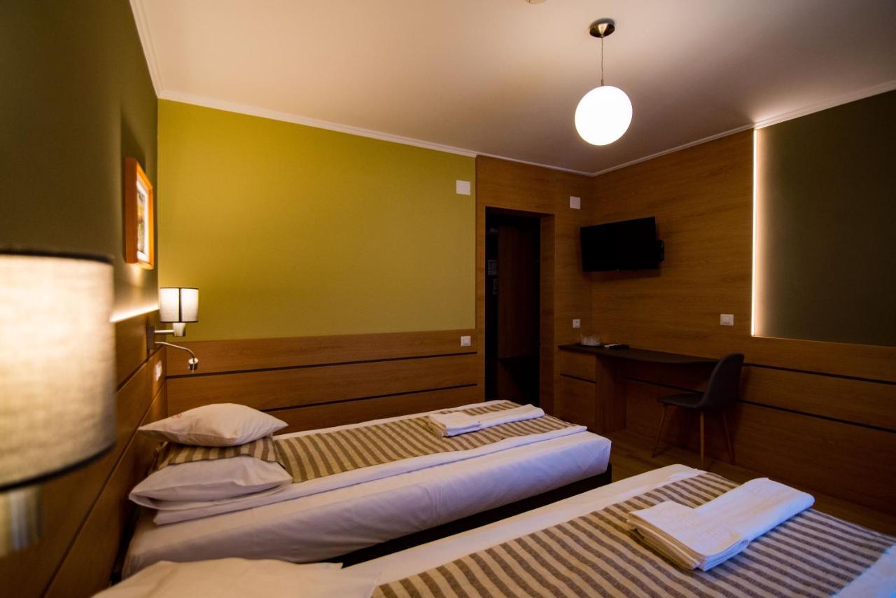Bonanza Pensiune & Restaurant Mera Экстерьер фото