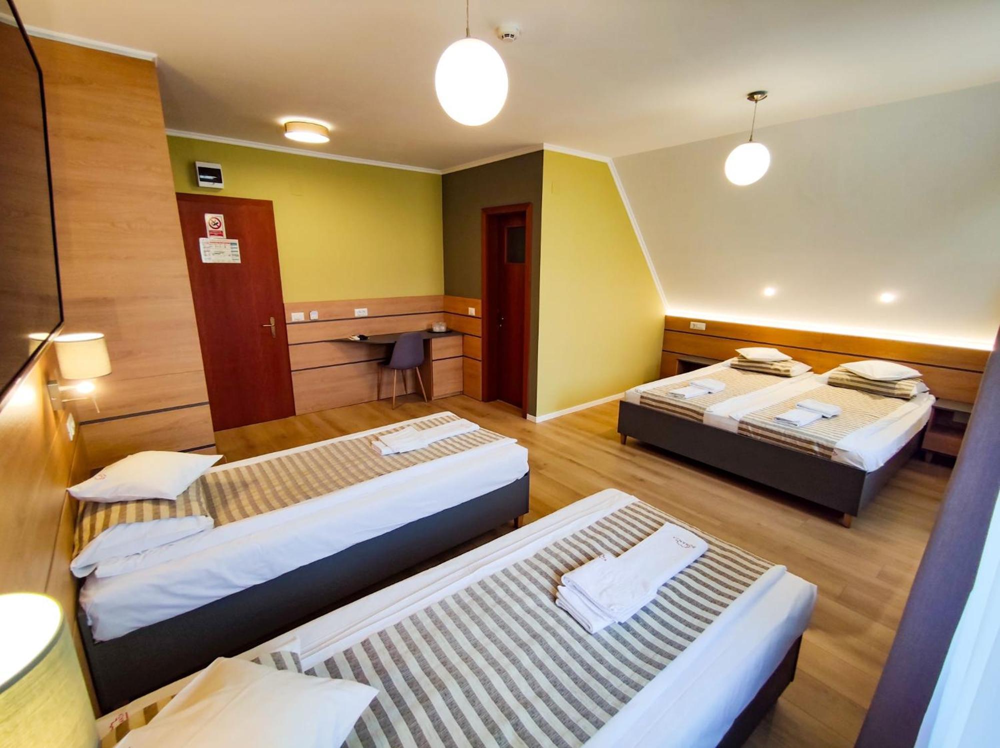 Bonanza Pensiune & Restaurant Mera Экстерьер фото