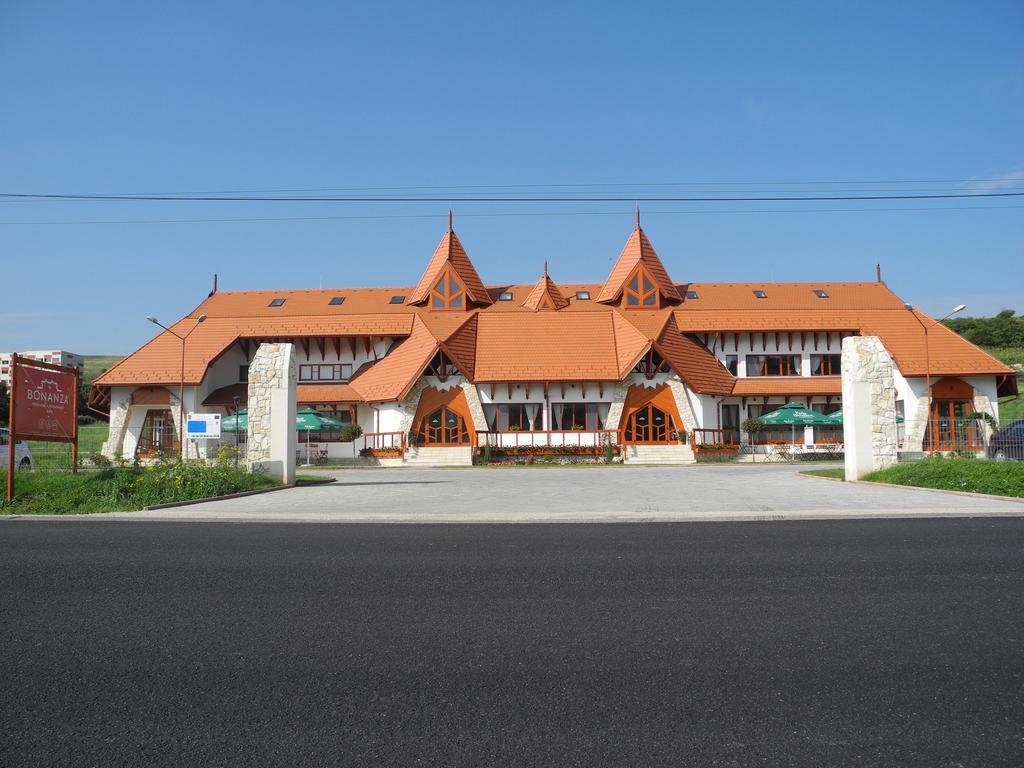 Bonanza Pensiune & Restaurant Mera Экстерьер фото
