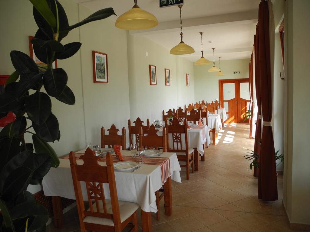 Bonanza Pensiune & Restaurant Mera Экстерьер фото